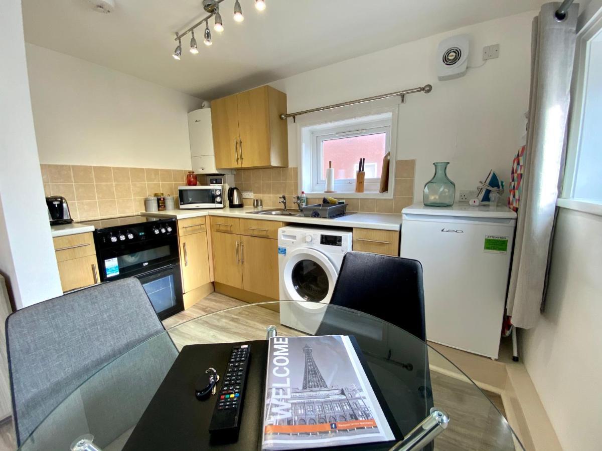 Kennedy House By Blackpool Service Apartments Экстерьер фото