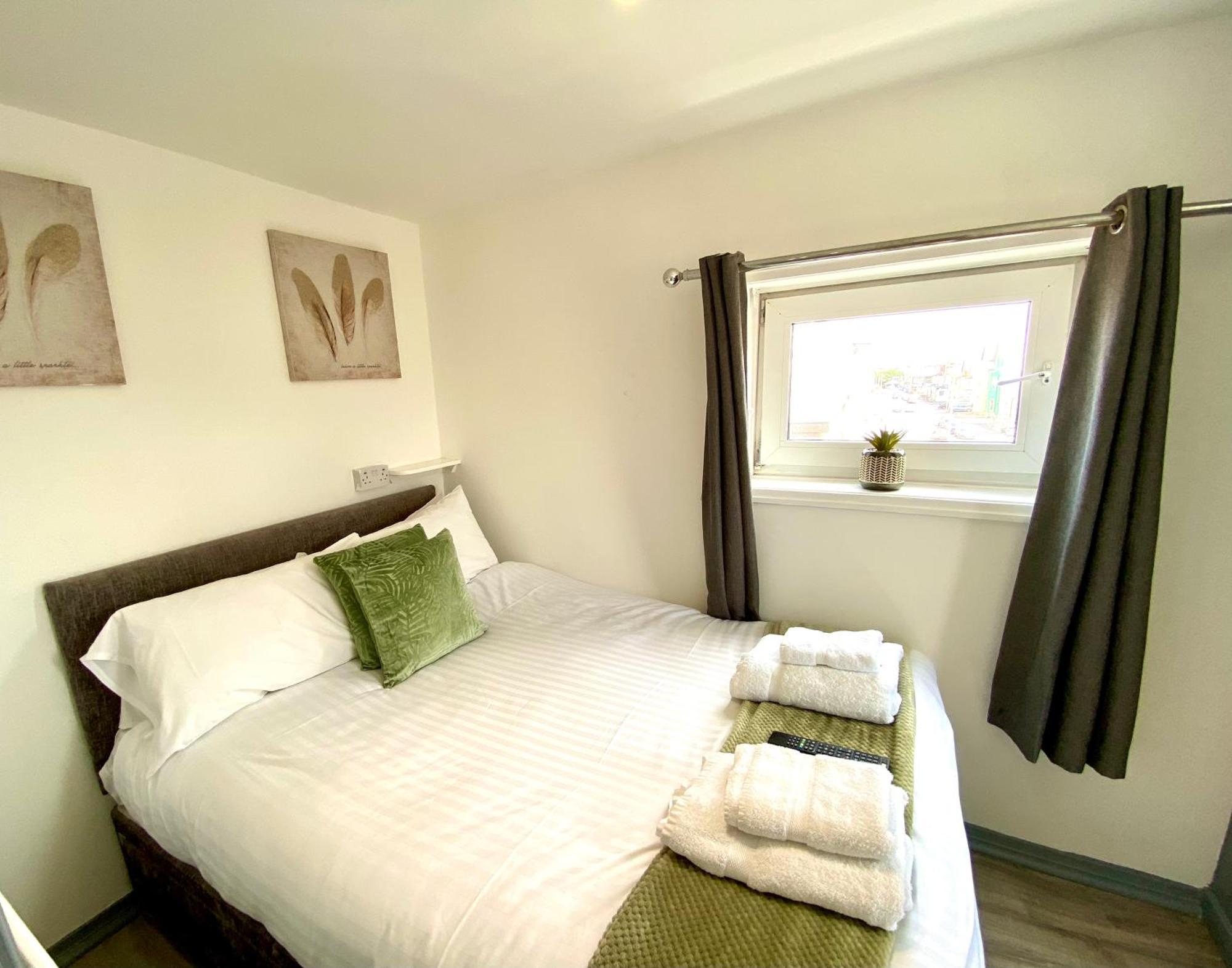 Kennedy House By Blackpool Service Apartments Экстерьер фото