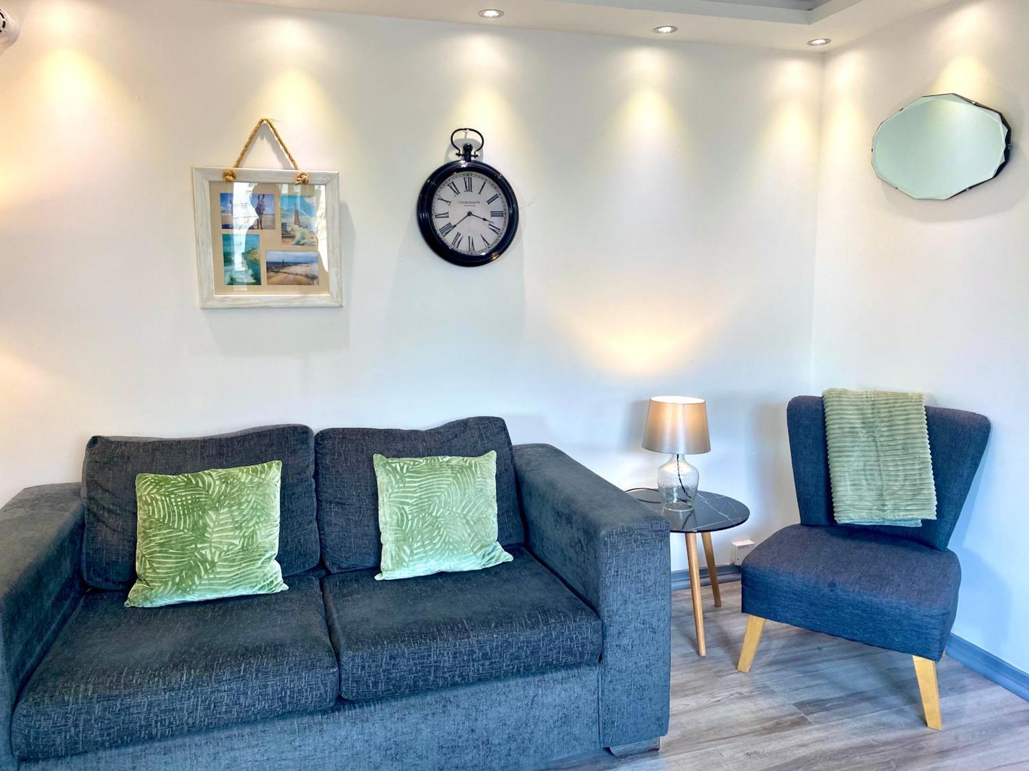 Kennedy House By Blackpool Service Apartments Экстерьер фото