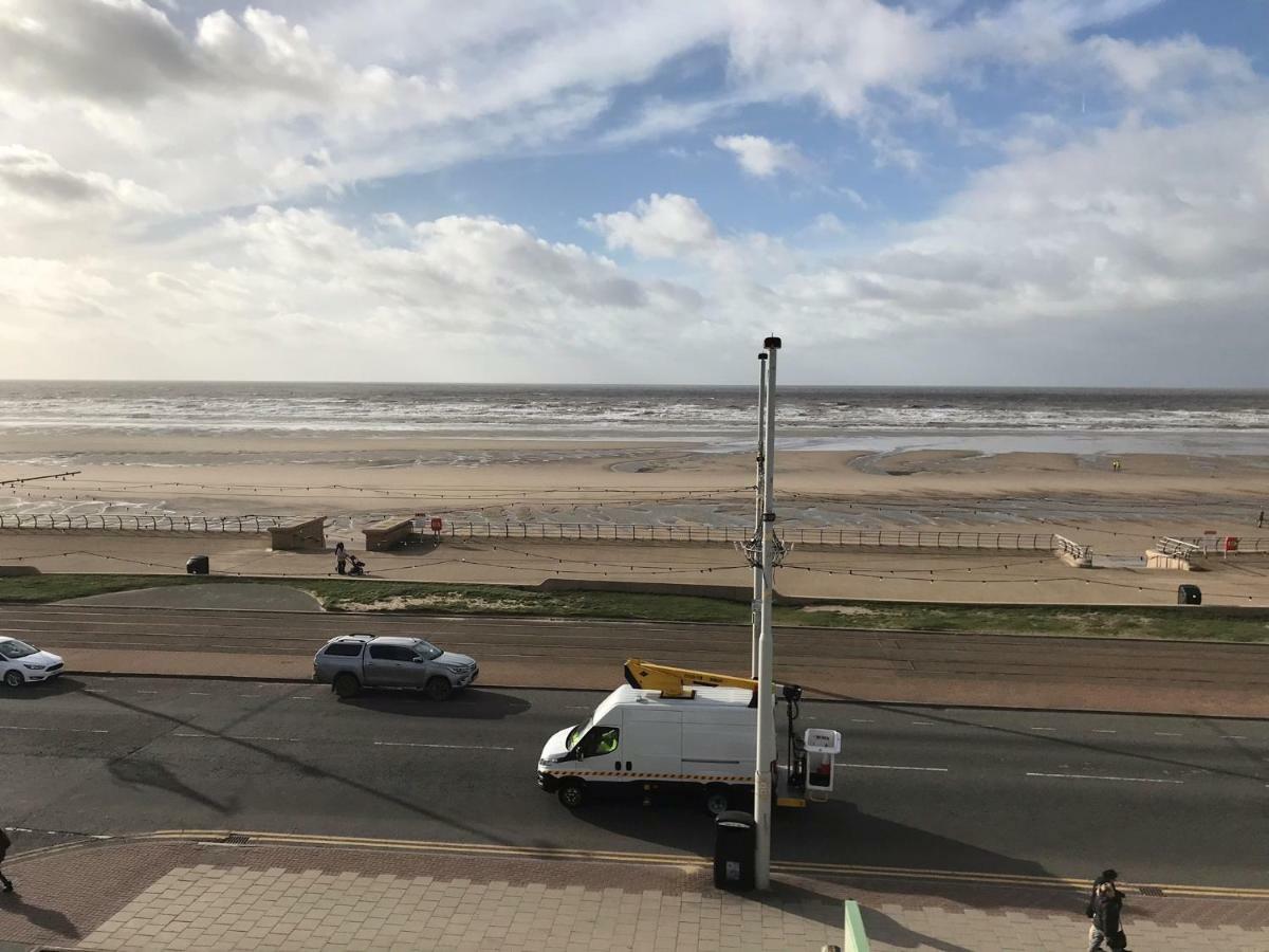 Kennedy House By Blackpool Service Apartments Экстерьер фото